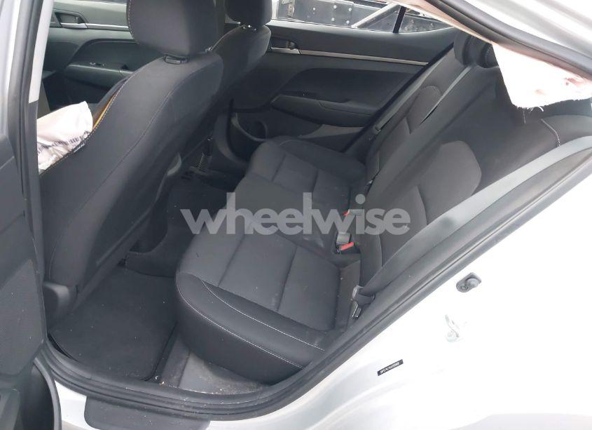 Photo 8 of 2018 Hyundai Elantra SE (VIN 5NPD74LF9JH289808)