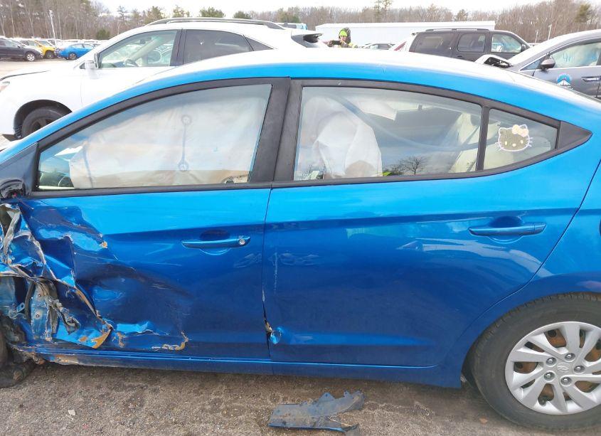 Photo 15 of 2018 Hyundai Elantra SE (VIN 5NPD74LF9JH293888)