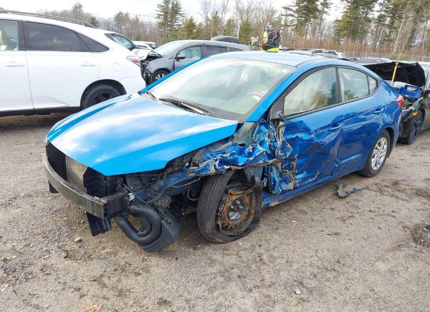 Photo 2 of 2018 Hyundai Elantra SE (VIN 5NPD74LF9JH293888)