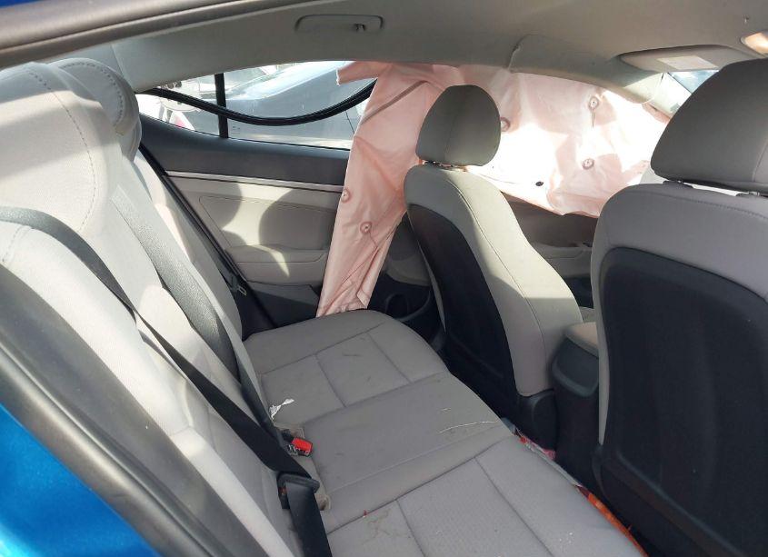 Photo 8 of 2018 Hyundai Elantra SE (VIN 5NPD74LF9JH293888)