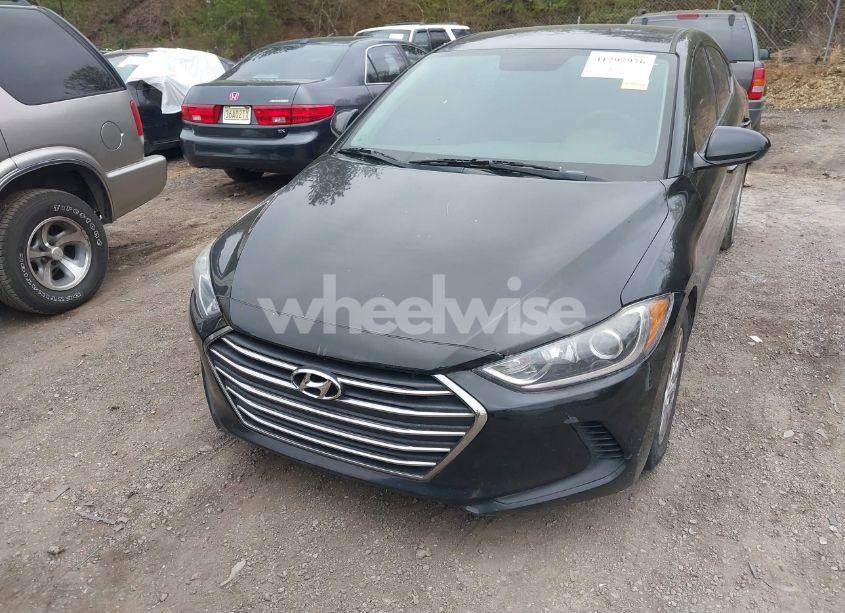 Photo 6 of 2018 Hyundai Elantra SE (VIN 5NPD74LF9JH302461)