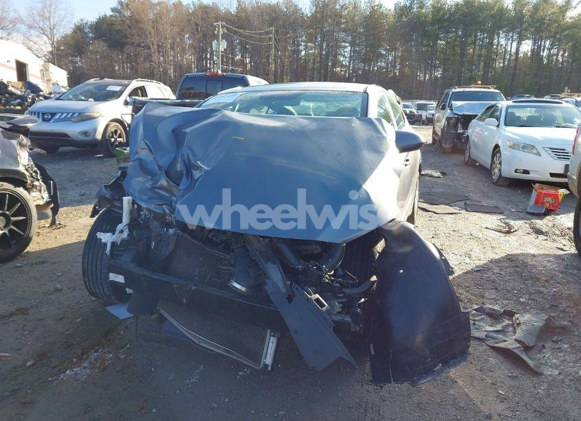 Photo 12 of 2018 Hyundai Elantra SE (VIN 5NPD74LF9JH363647)