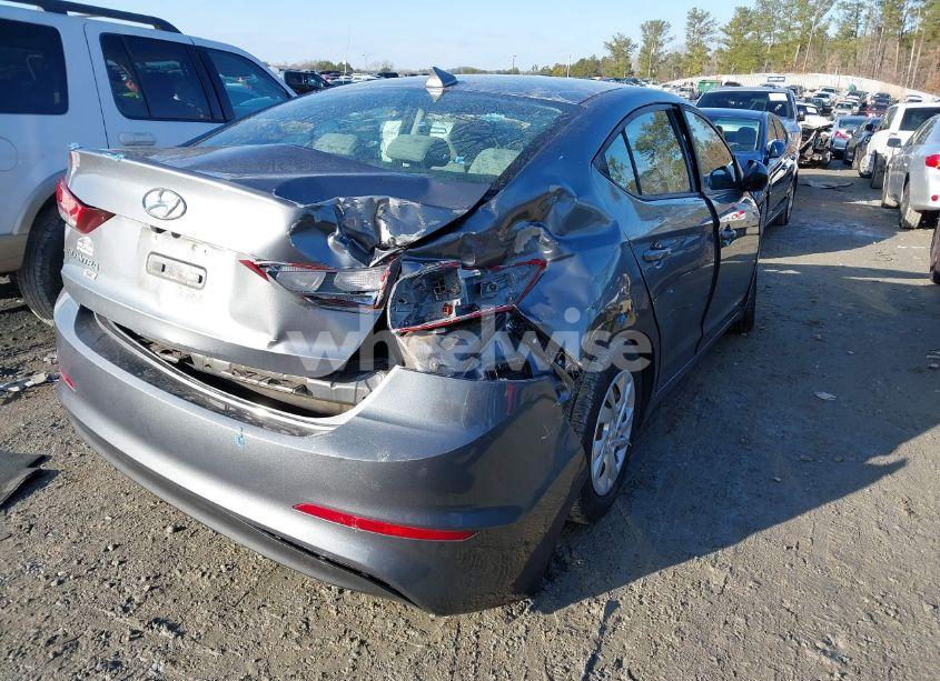 Photo 4 of 2018 Hyundai Elantra SE (VIN 5NPD74LF9JH363647)