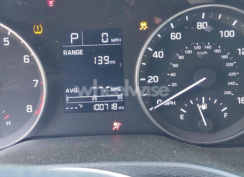 Photo 16 of 2018 Hyundai Elantra SE (VIN 5NPD74LF9JH391321)