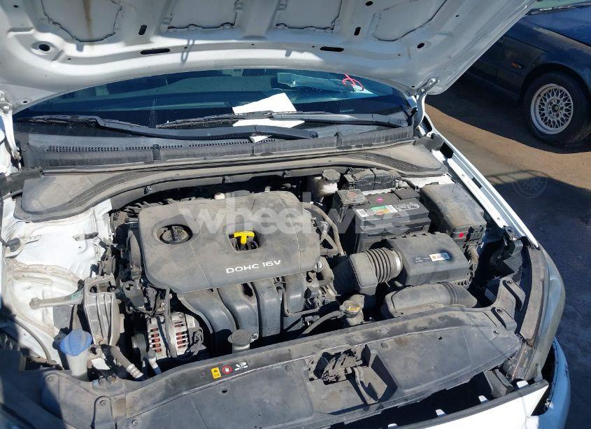 Photo 10 of 2018 Hyundai Elantra SE (VIN 5NPD74LF9JH397927)