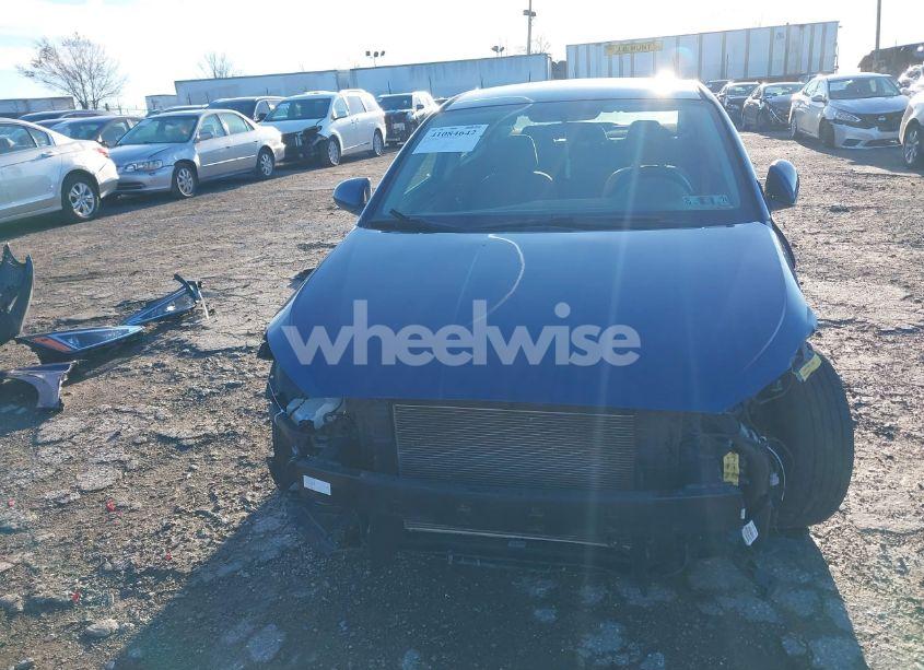 Photo 13 of 2019 Hyundai Elantra SE (VIN 5NPD74LF9KH455195)