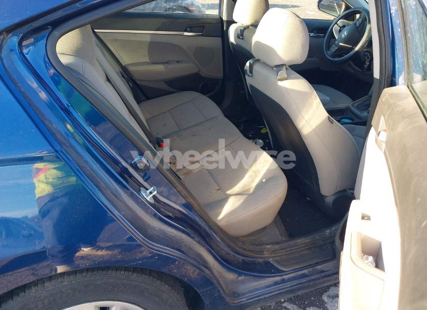 Photo 8 of 2019 Hyundai Elantra SE (VIN 5NPD74LF9KH455195)
