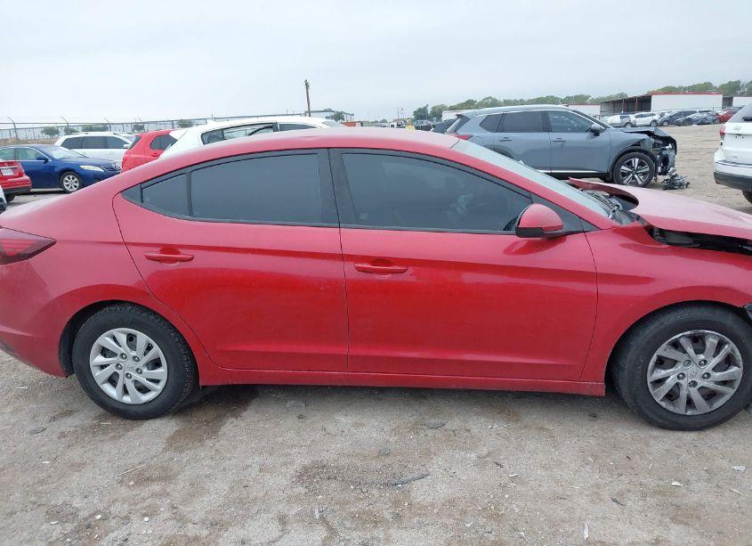Photo 13 of 2019 Hyundai Elantra SE (VIN 5NPD74LF9KH468321)