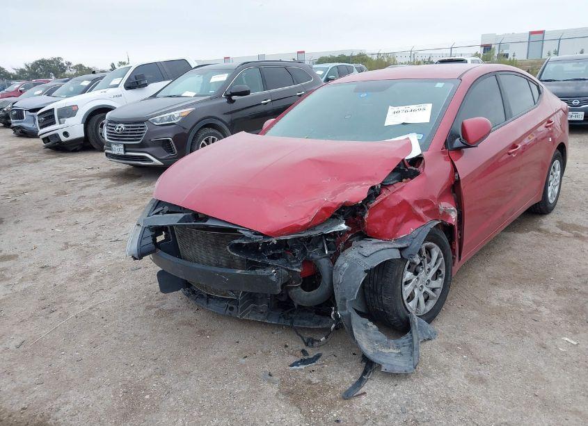 Photo 6 of 2019 Hyundai Elantra SE (VIN 5NPD74LF9KH468321)