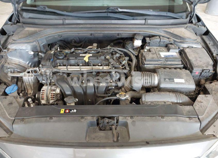 Photo 10 of 2019 Hyundai Elantra SE (VIN 5NPD74LF9KH474863)