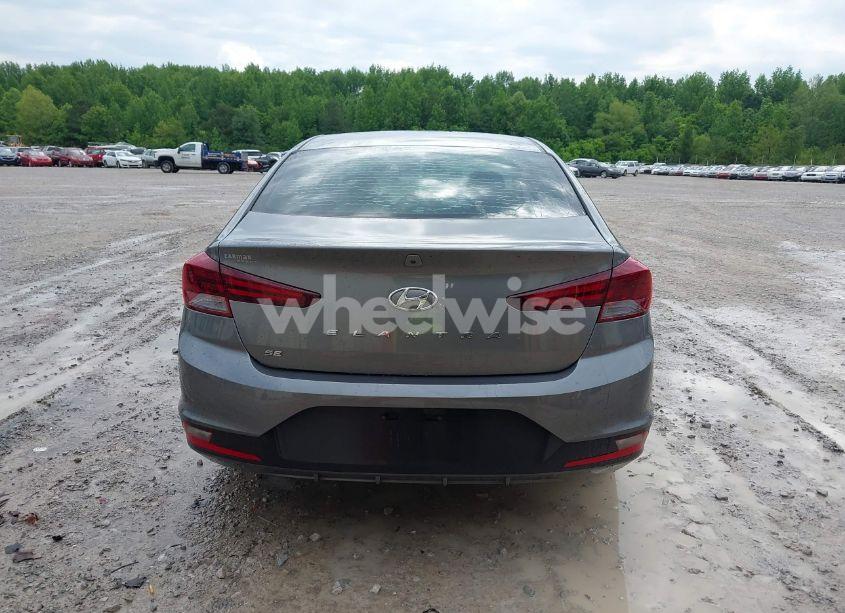 Photo 16 of 2019 Hyundai Elantra SE (VIN 5NPD74LF9KH474863)