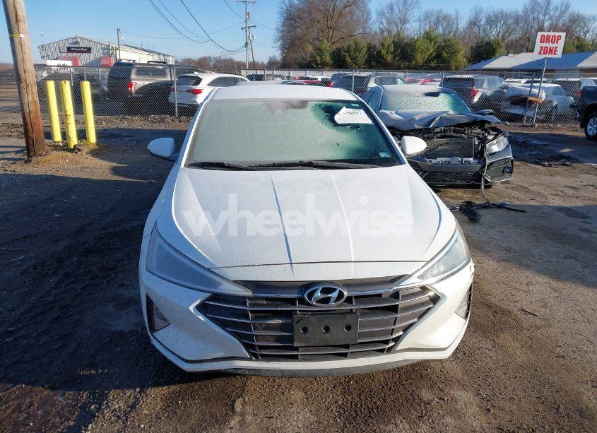 Photo 6 of 2020 Hyundai Elantra SE (VIN 5NPD74LF9LH503716)