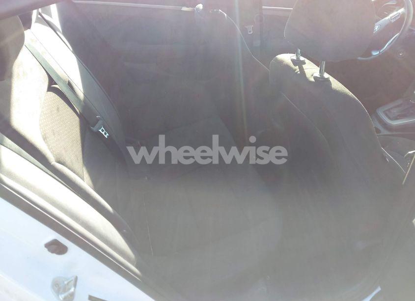 Photo 8 of 2020 Hyundai Elantra SE (VIN 5NPD74LF9LH503716)