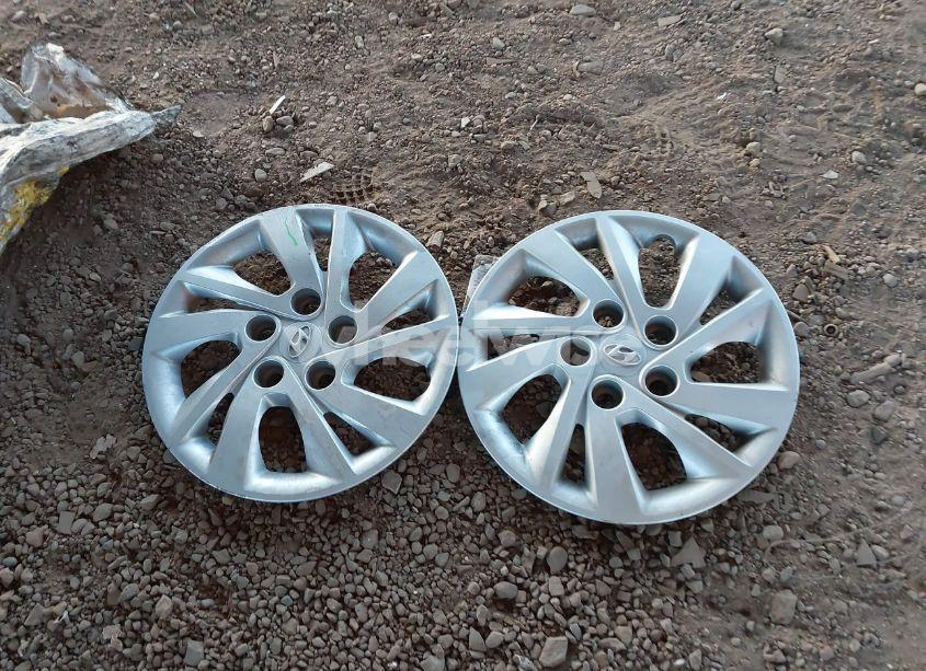 Photo 12 of 2020 Hyundai Elantra SE (VIN 5NPD74LF9LH541723)