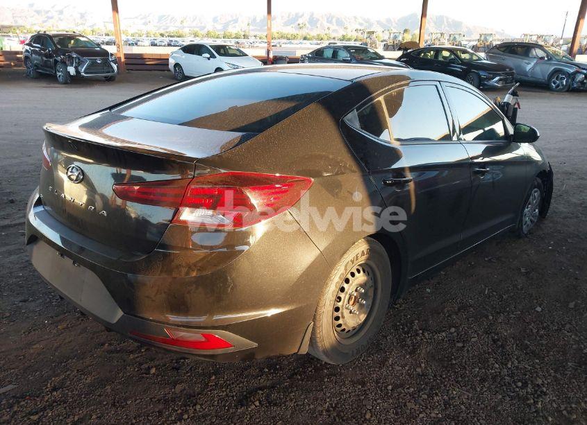 Photo 4 of 2020 Hyundai Elantra SE (VIN 5NPD74LF9LH541723)