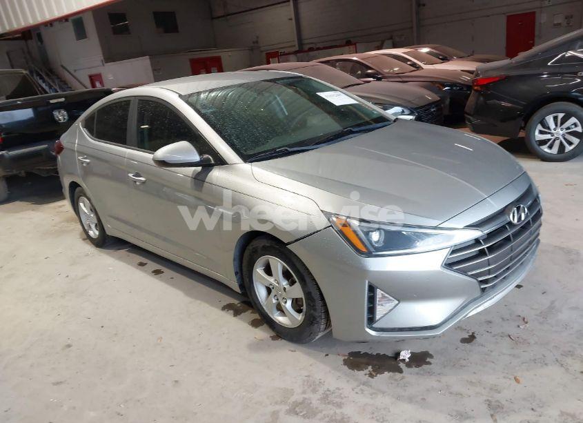 2020 Hyundai Elantra SE (VIN 5NPD74LF9LH549823) main photo
