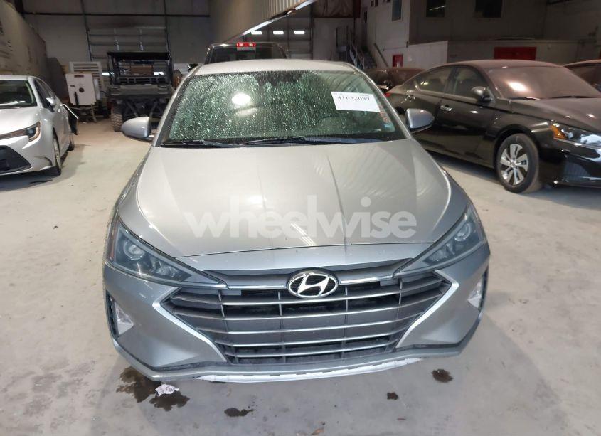 Photo 6 of 2020 Hyundai Elantra SE (VIN 5NPD74LF9LH549823)