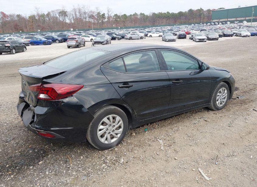 Photo 4 of 2020 Hyundai Elantra SE (VIN 5NPD74LF9LH591649)
