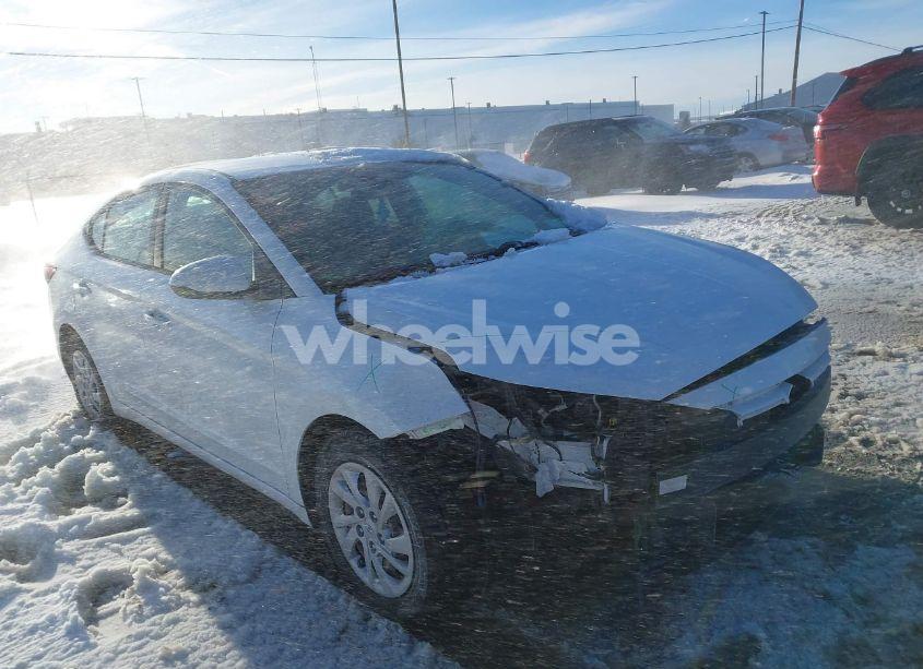 2020 Hyundai Elantra SE (VIN 5NPD74LF9LH621006) main photo