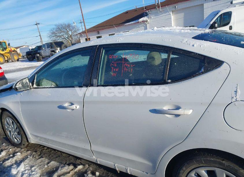 Photo 14 of 2020 Hyundai Elantra SE (VIN 5NPD74LF9LH621006)