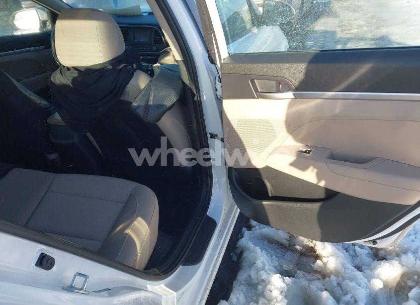Photo 8 of 2020 Hyundai Elantra SE (VIN 5NPD74LF9LH621006)