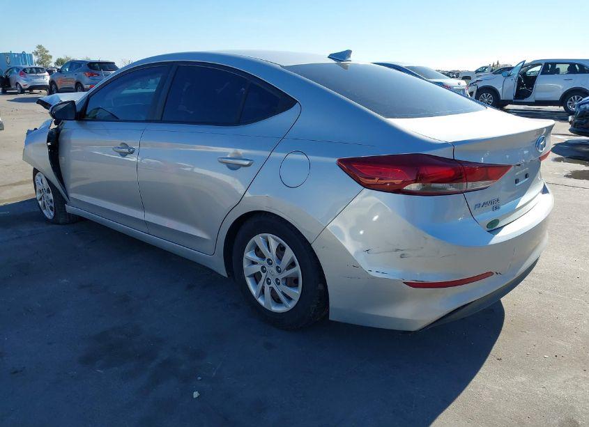 Photo 3 of 2017 Hyundai Elantra SE (VIN 5NPD74LFXHH129205)