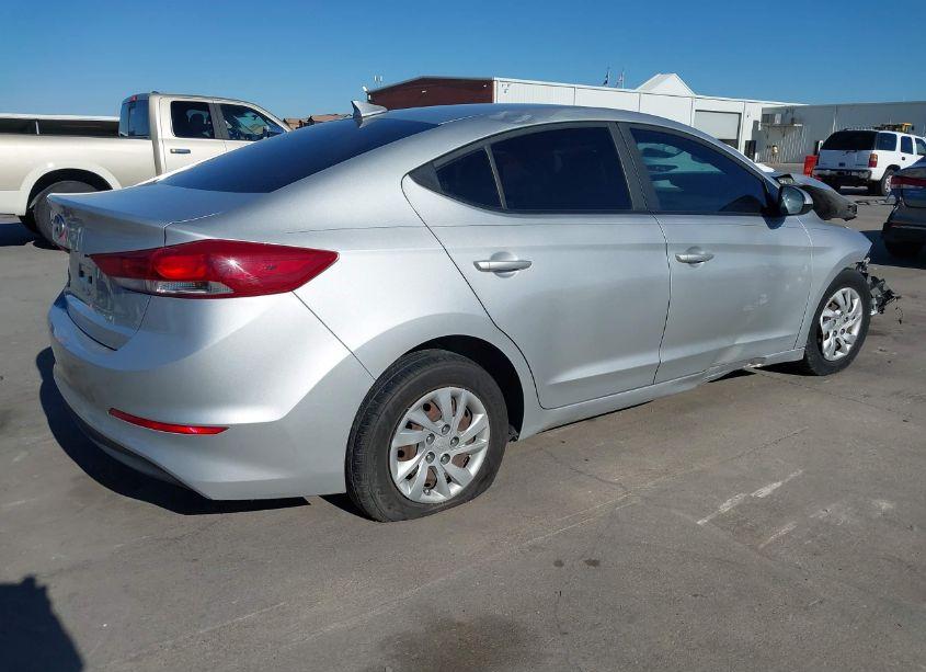 Photo 4 of 2017 Hyundai Elantra SE (VIN 5NPD74LFXHH129205)