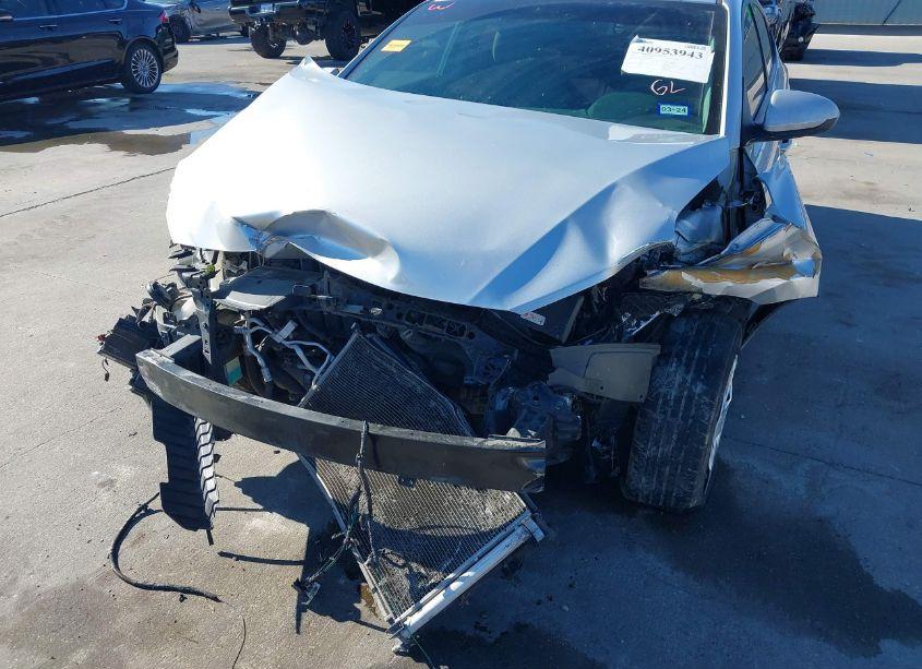 Photo 6 of 2017 Hyundai Elantra SE (VIN 5NPD74LFXHH129205)