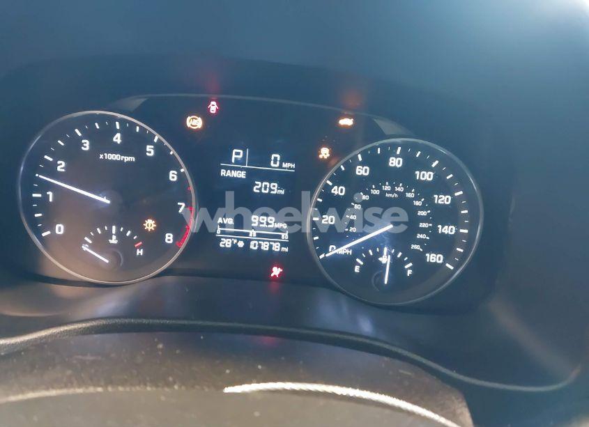 Photo 7 of 2017 Hyundai Elantra SE (VIN 5NPD74LFXHH165346)