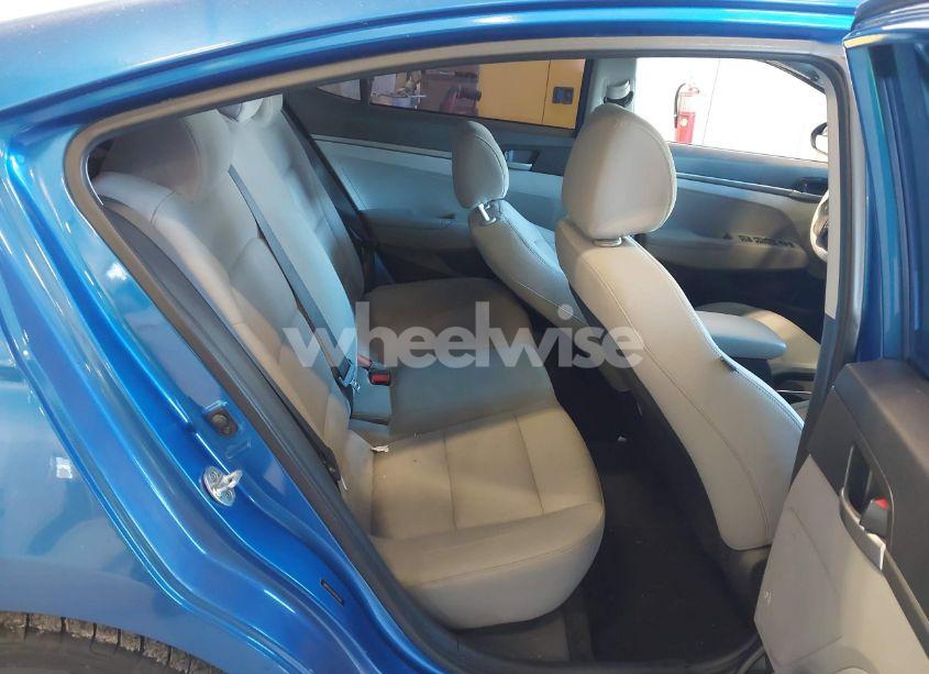 Photo 8 of 2017 Hyundai Elantra SE (VIN 5NPD74LFXHH165346)