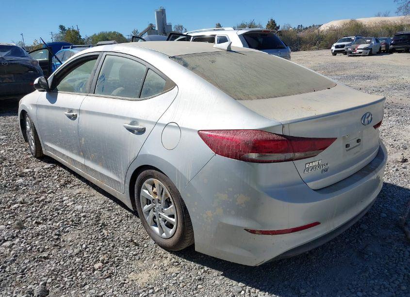 Photo 3 of 2017 Hyundai Elantra SE (VIN 5NPD74LFXHH193339)