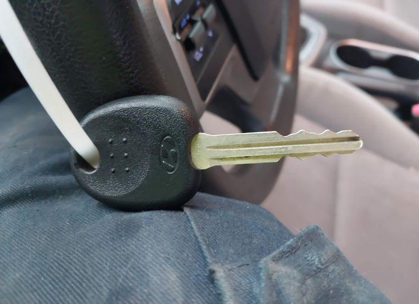 Photo 11 of 2017 Hyundai Elantra SE (VIN 5NPD74LFXHH198346)