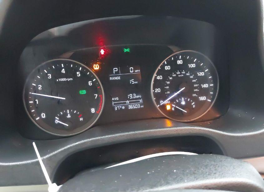 Photo 7 of 2017 Hyundai Elantra SE (VIN 5NPD74LFXHH198346)