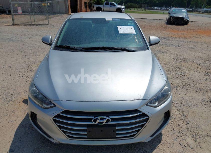 Photo 12 of 2017 Hyundai Elantra SE (VIN 5NPD74LFXHH200872)