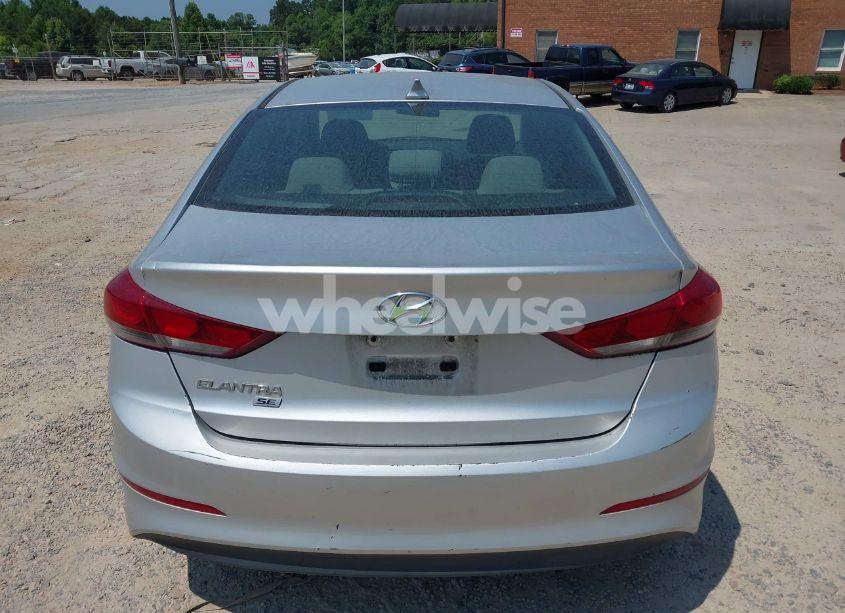 Photo 16 of 2017 Hyundai Elantra SE (VIN 5NPD74LFXHH200872)