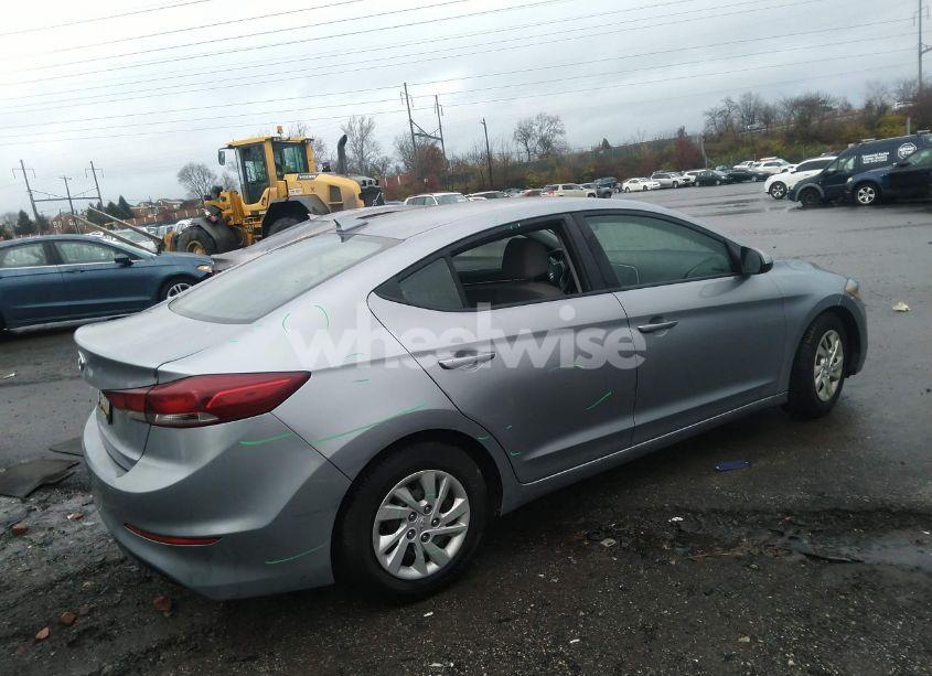 Photo 4 of 2017 Hyundai Elantra SE (VIN 5NPD74LFXHH205103)