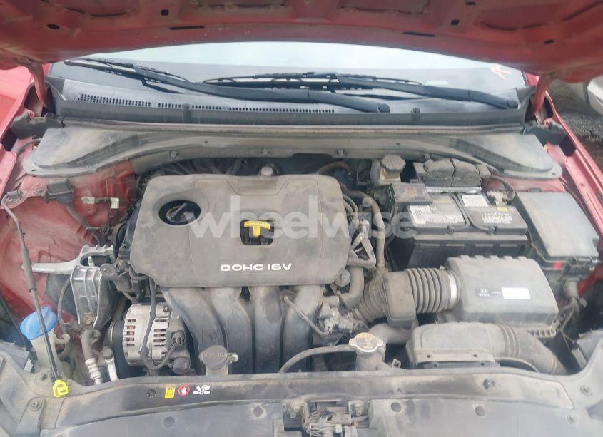 Photo 10 of 2017 Hyundai Elantra SE (VIN 5NPD74LFXHH208079)