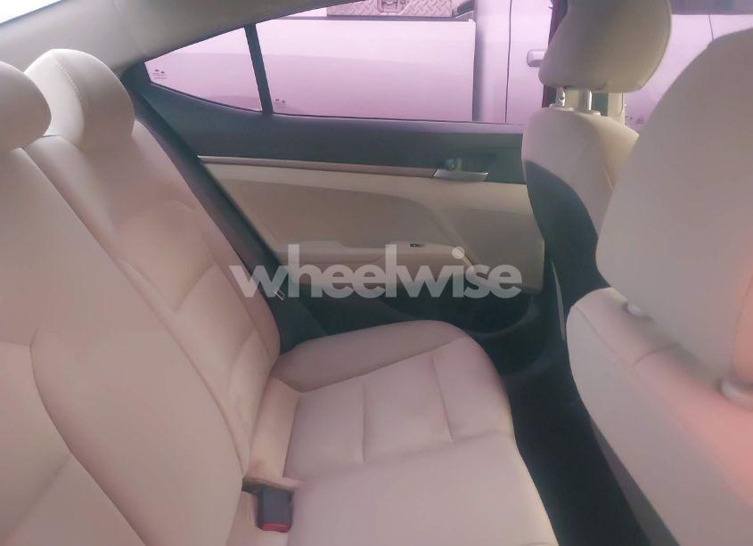 Photo 8 of 2017 Hyundai Elantra SE (VIN 5NPD74LFXHH208079)