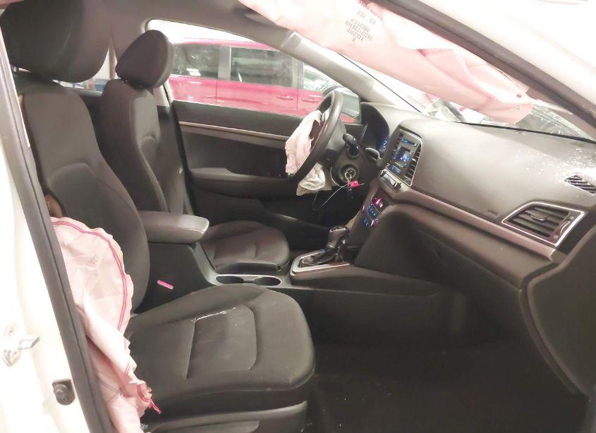 Photo 5 of 2018 Hyundai Elantra SE (VIN 5NPD74LFXJH221565)
