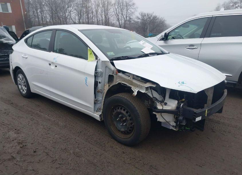 2018 Hyundai Elantra SE (VIN 5NPD74LFXJH224319) main photo