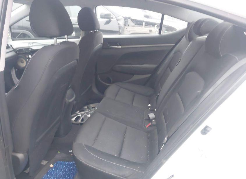Photo 8 of 2018 Hyundai Elantra SE (VIN 5NPD74LFXJH224319)