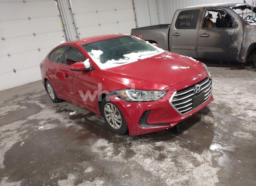 2018 Hyundai Elantra SE (VIN 5NPD74LFXJH227057) main photo