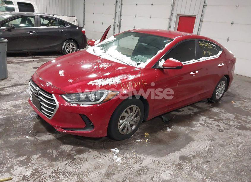 Photo 2 of 2018 Hyundai Elantra SE (VIN 5NPD74LFXJH227057)