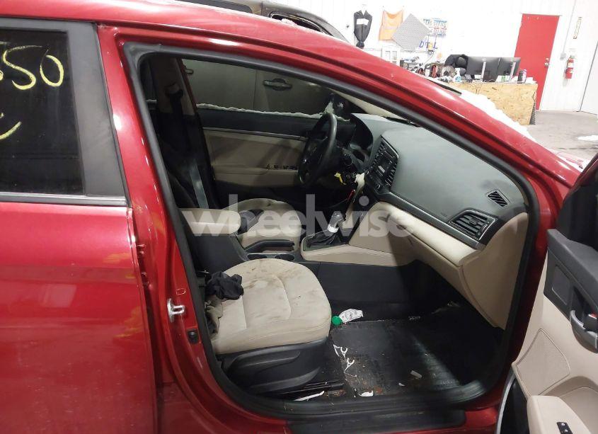 Photo 5 of 2018 Hyundai Elantra SE (VIN 5NPD74LFXJH227057)