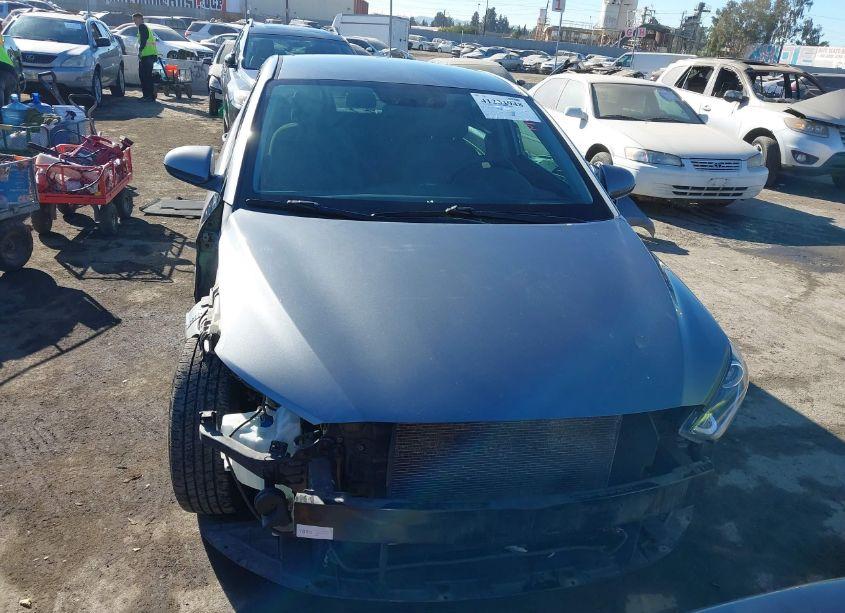 Photo 13 of 2018 Hyundai Elantra SE (VIN 5NPD74LFXJH321116)