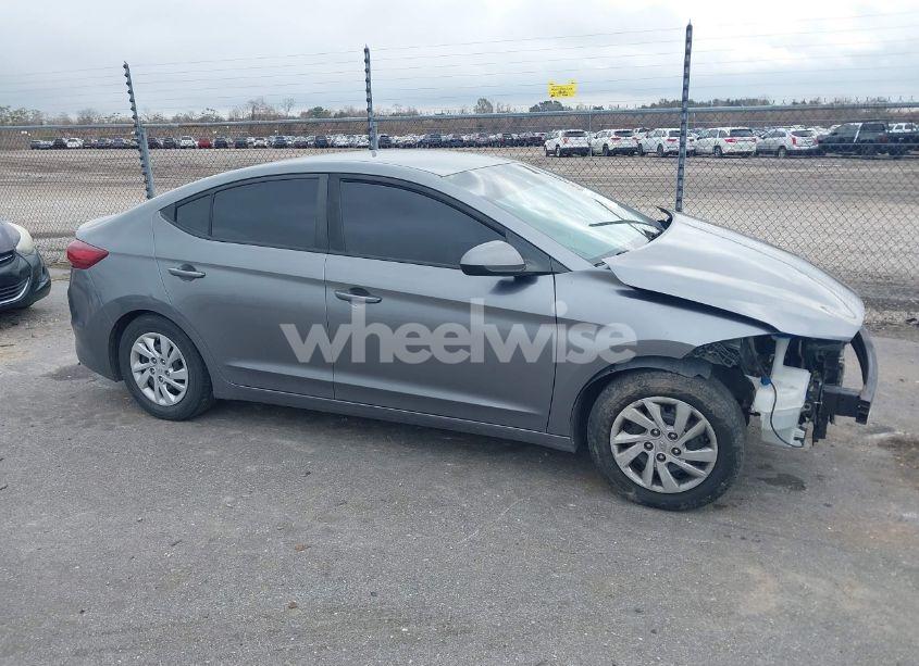 Photo 14 of 2018 Hyundai Elantra SE (VIN 5NPD74LFXJH321696)