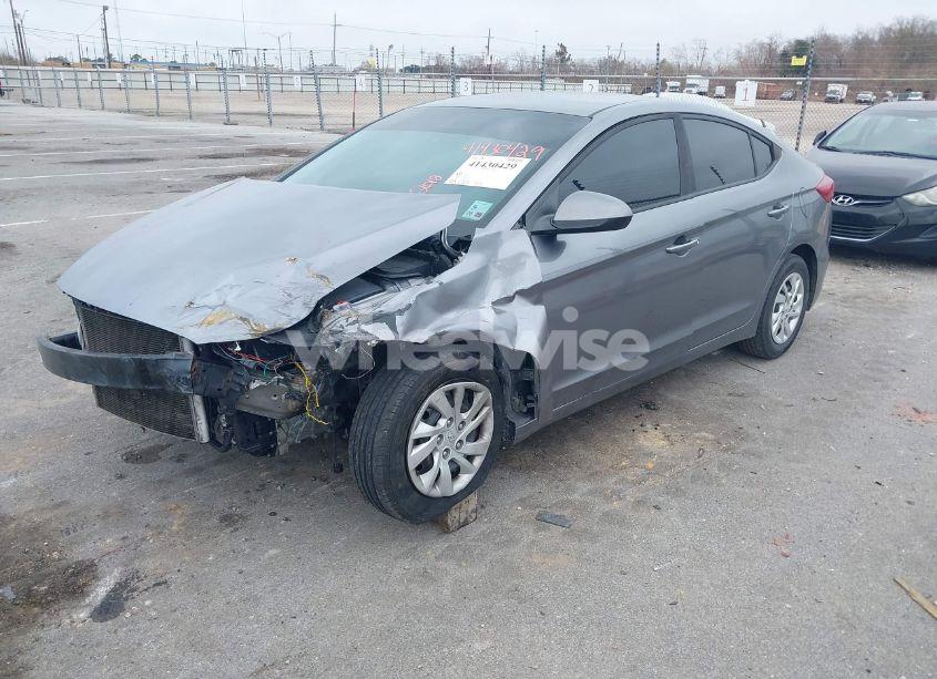 Photo 2 of 2018 Hyundai Elantra SE (VIN 5NPD74LFXJH321696)
