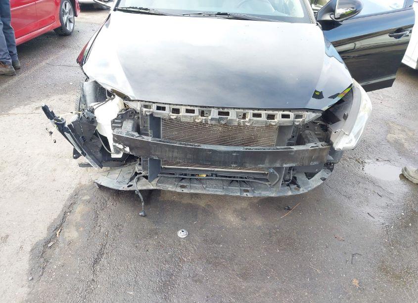 Photo 6 of 2018 Hyundai Elantra SE (VIN 5NPD74LFXJH341107)