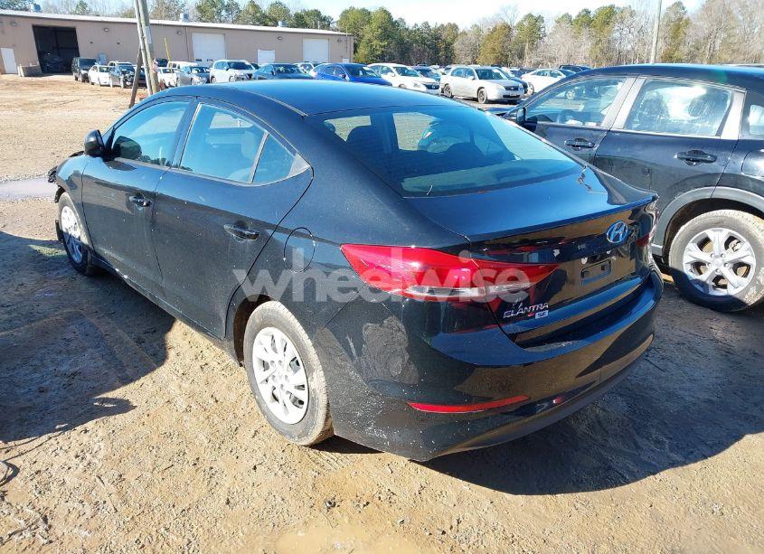 Photo 3 of 2018 Hyundai Elantra SE (VIN 5NPD74LFXJH354570)