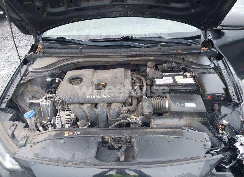 Photo 10 of 2018 Hyundai Elantra SE (VIN 5NPD74LFXJH355993)